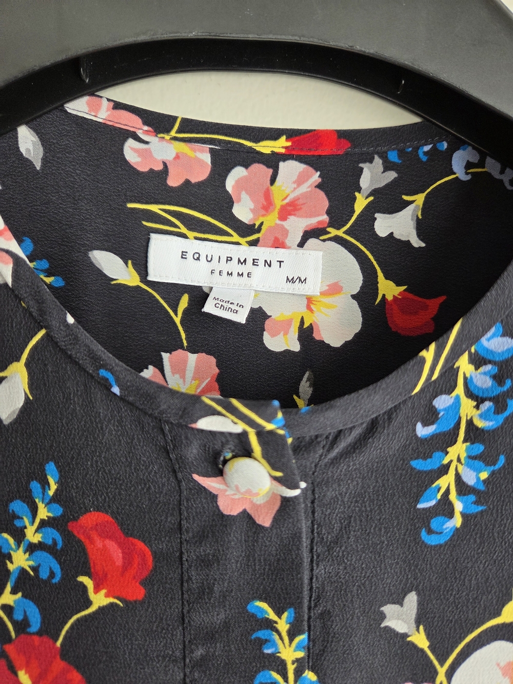 Equipment Femme 100% Silk EUC Bib Button Blouse Floral Top Long Sleeve M